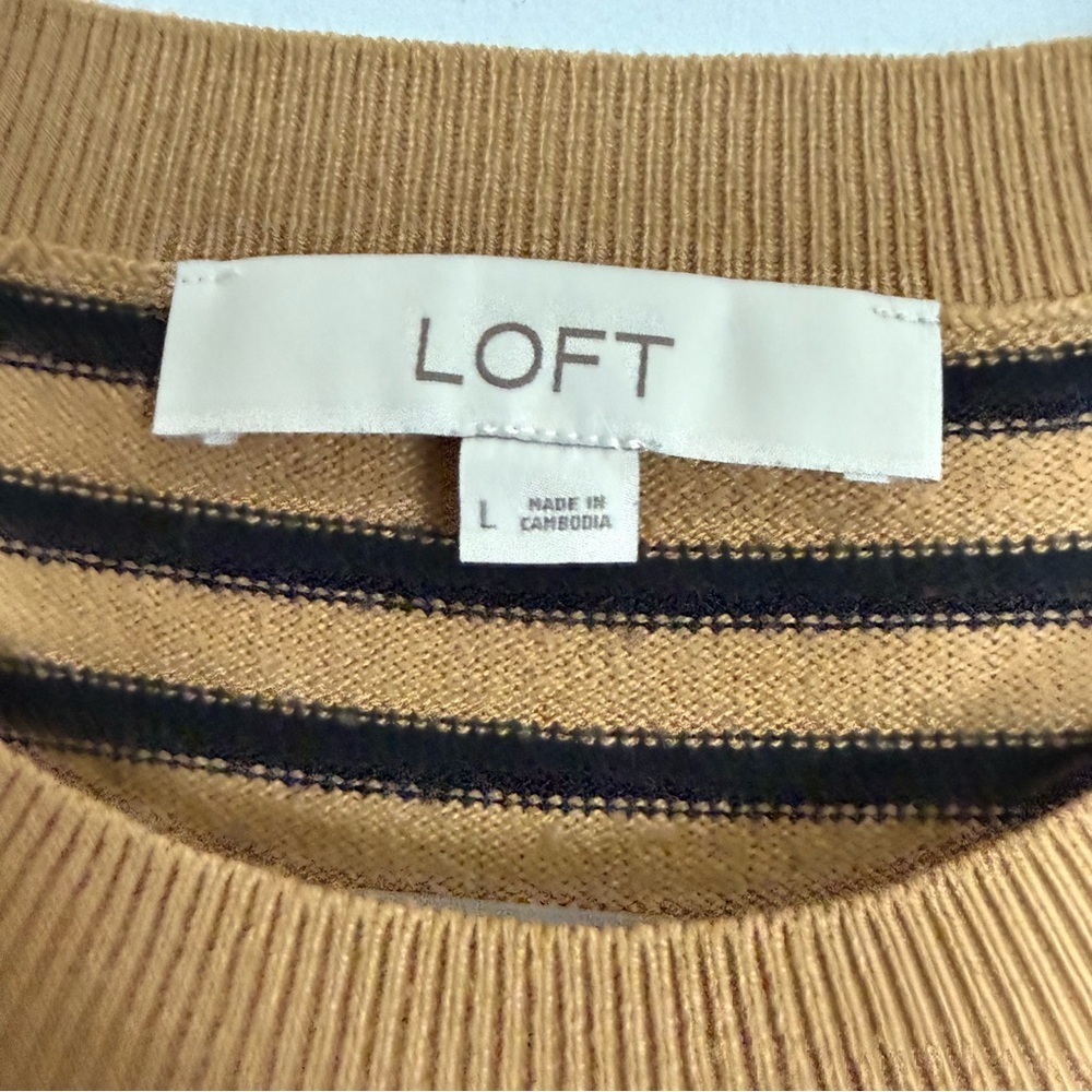 Loft Sweater Womens Large Black Tan Stripe Crewneck Thin Knit - Picture 3 of 6
